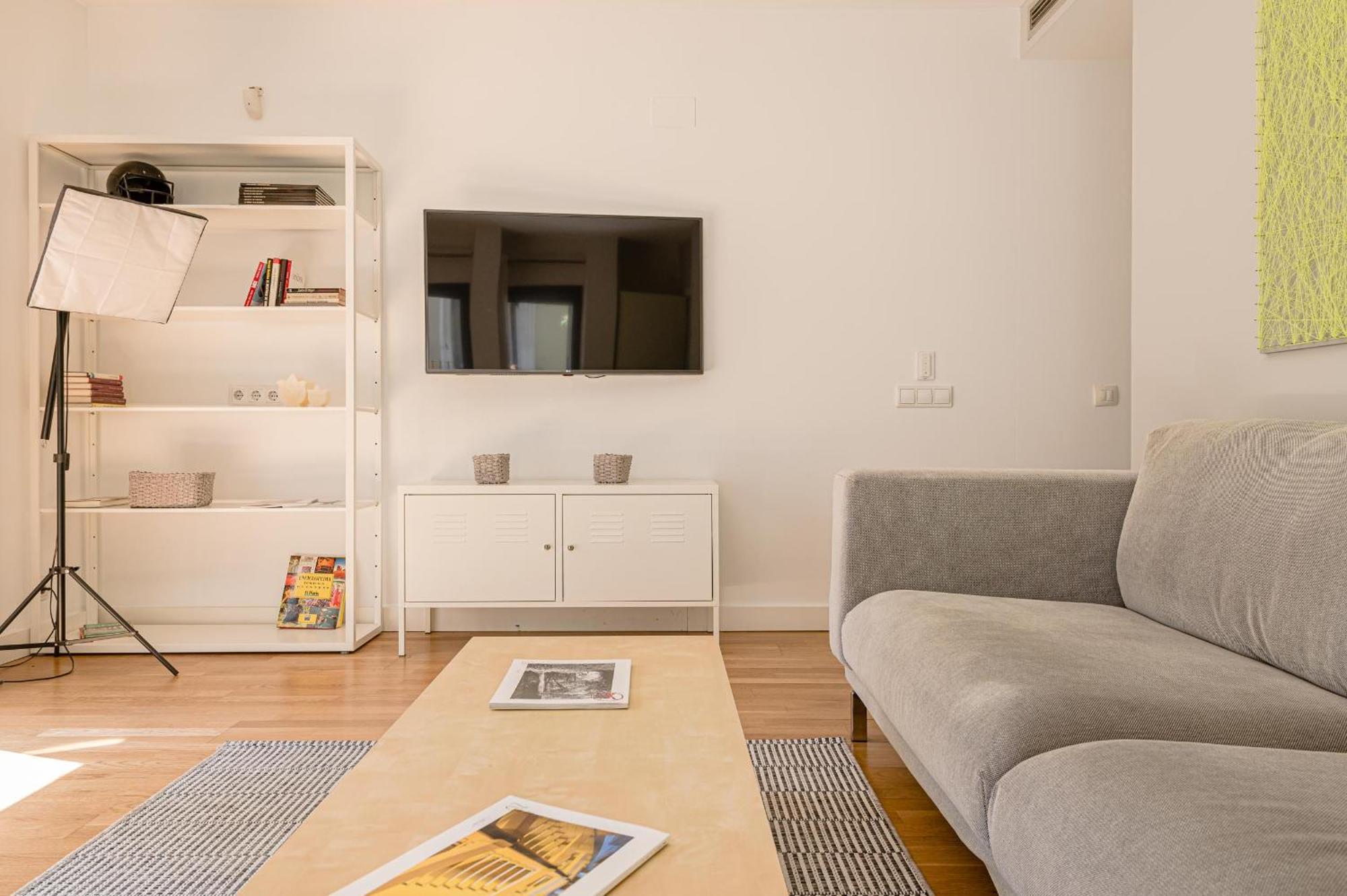Chueca - Pedro Zerolo By Sharingco Apartment Madrid